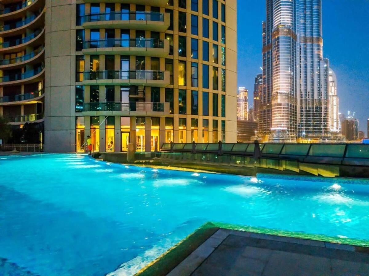 First Class 3Br With Full Burj Khalifa And Fountain View Dubai Exteriör bild