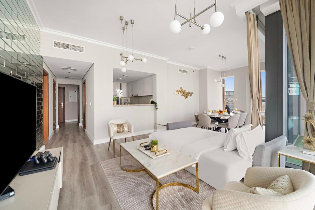 First Class 3Br With Full Burj Khalifa And Fountain View Dubai Exteriör bild