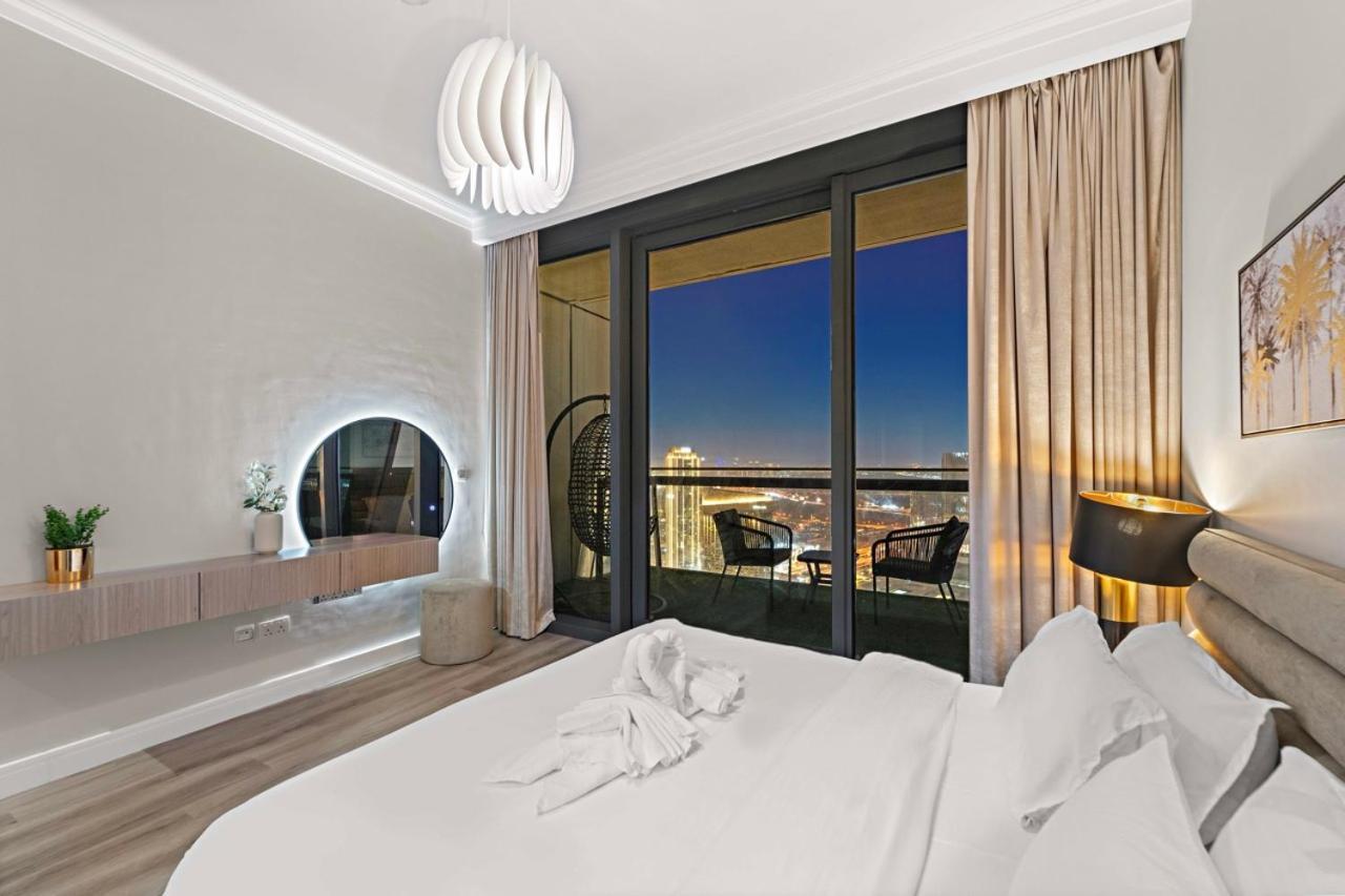 First Class 3Br With Full Burj Khalifa And Fountain View Dubai Exteriör bild
