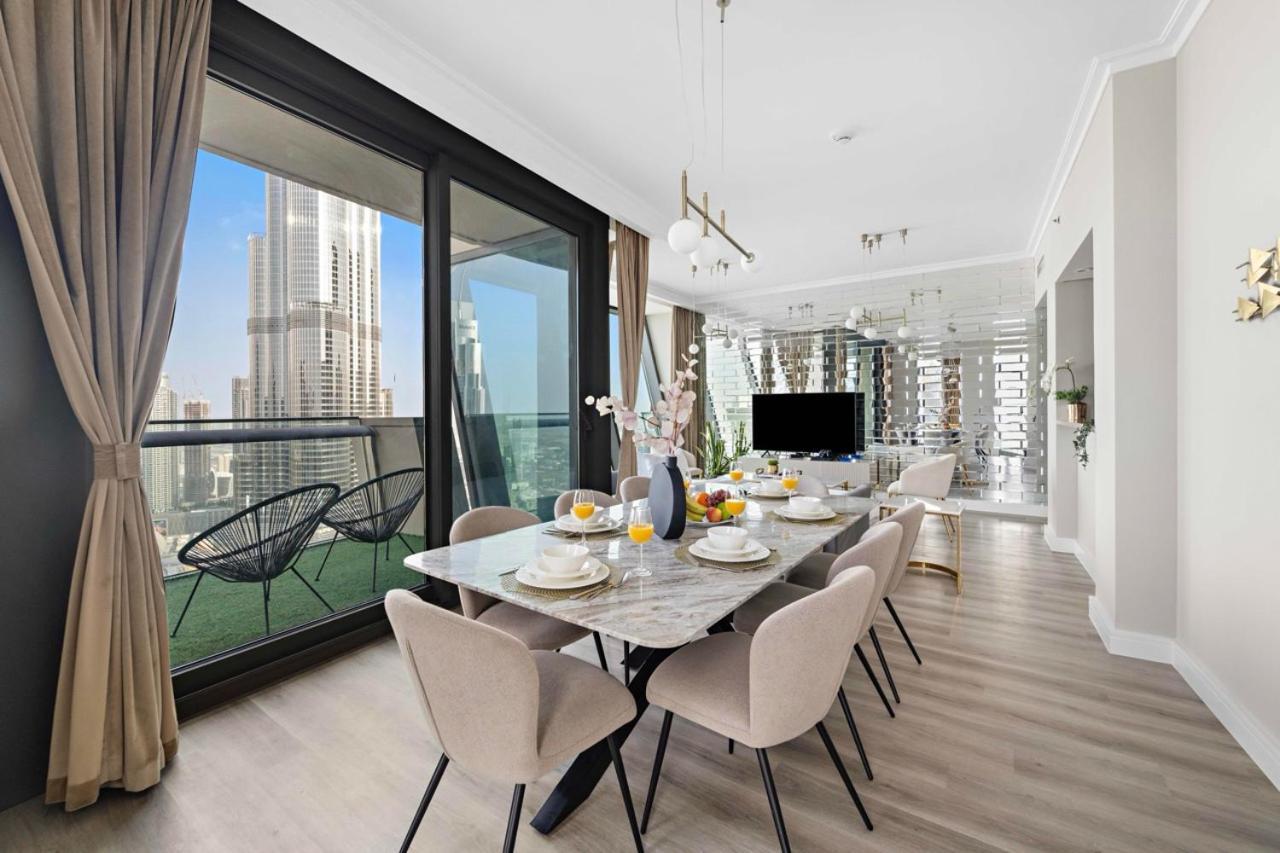 First Class 3Br With Full Burj Khalifa And Fountain View Dubai Exteriör bild