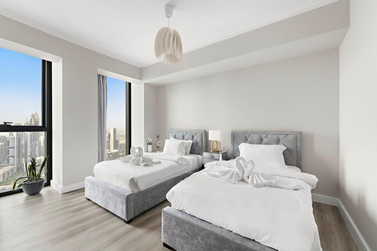 First Class 3Br With Full Burj Khalifa And Fountain View Dubai Exteriör bild